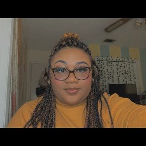 Meet your Posher, Amani